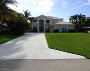 Luxury Waterfront Home seconds to the river